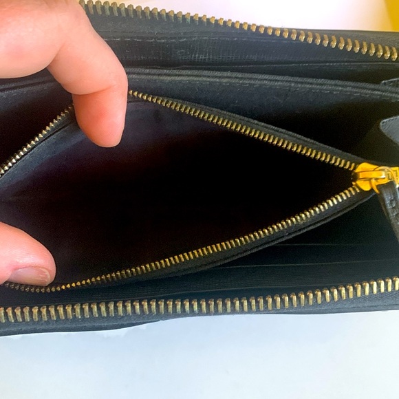 FENDI- RARE! Authentic 🍀 Ltd. Edition Monster Long Wallet- Full Incl. w/ COA/BOX - Picture 4 of 8